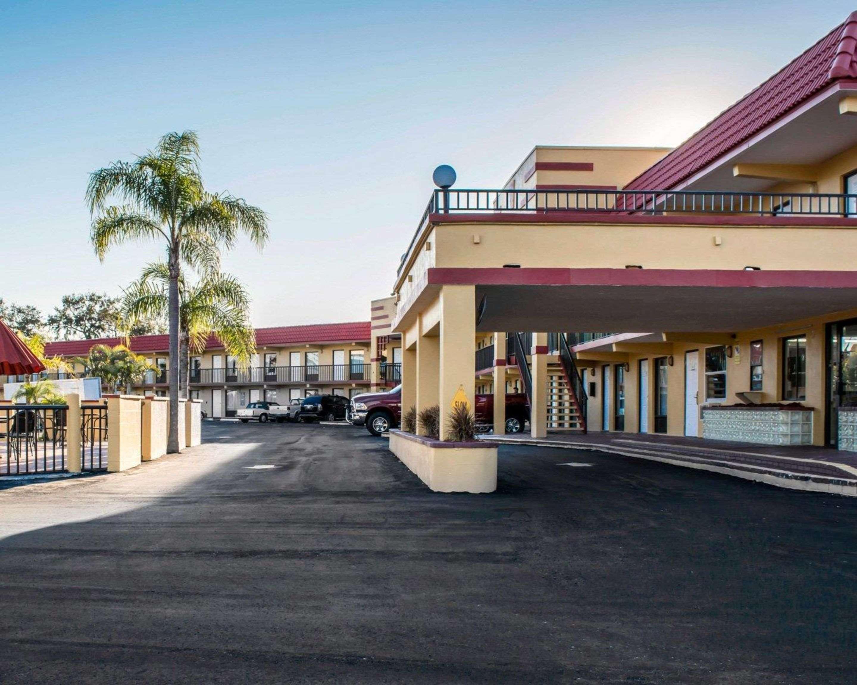 Rodeway Inn Clearwater-Dunedin 外观 照片