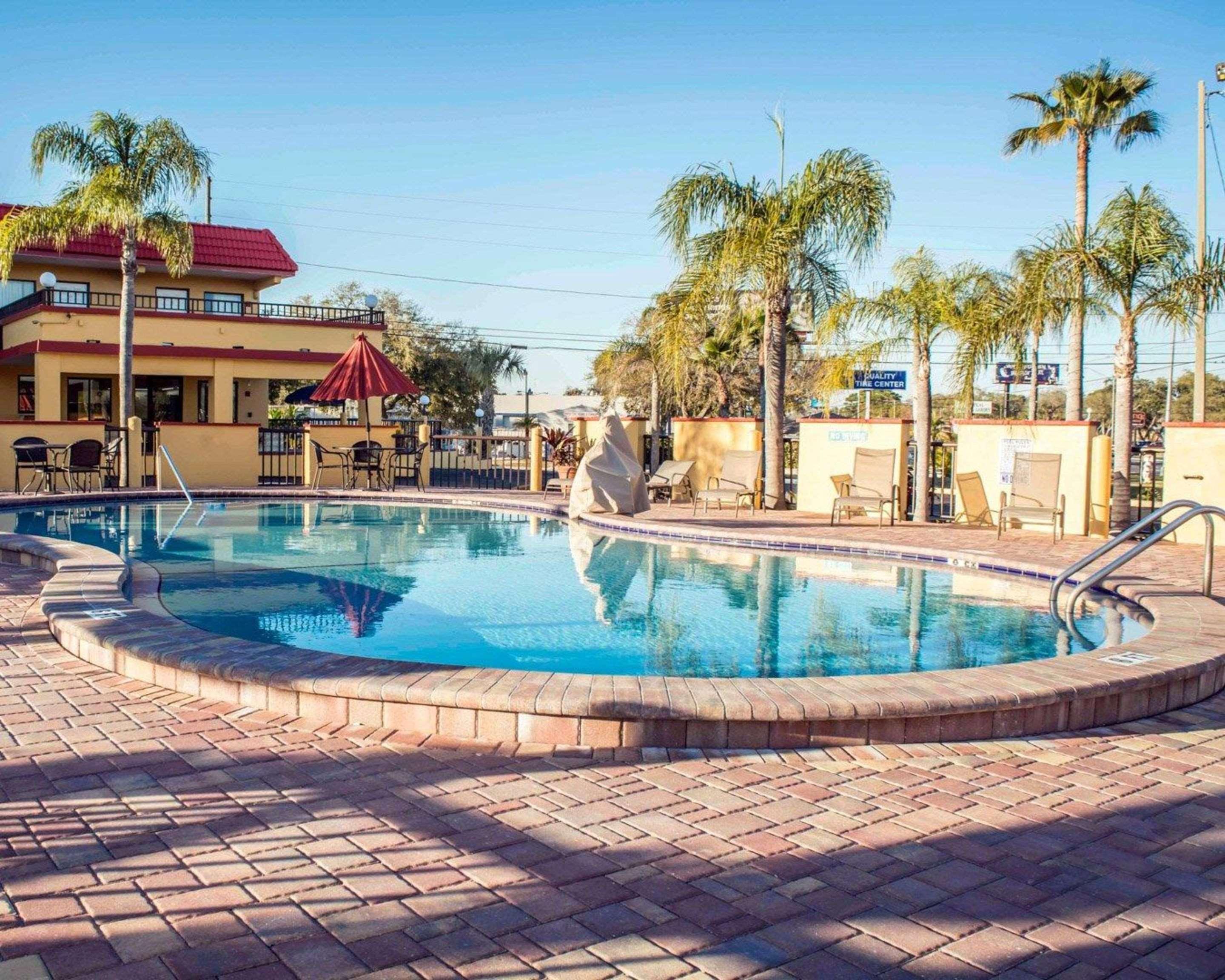 Rodeway Inn Clearwater-Dunedin 外观 照片