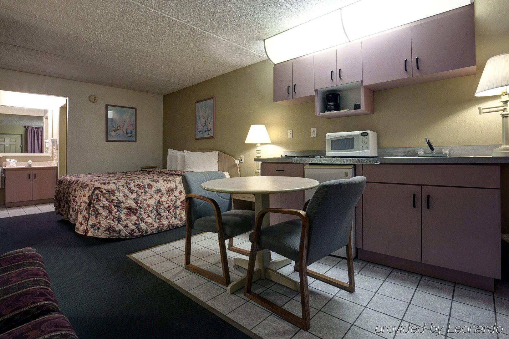 Rodeway Inn Clearwater-Dunedin 客房 照片