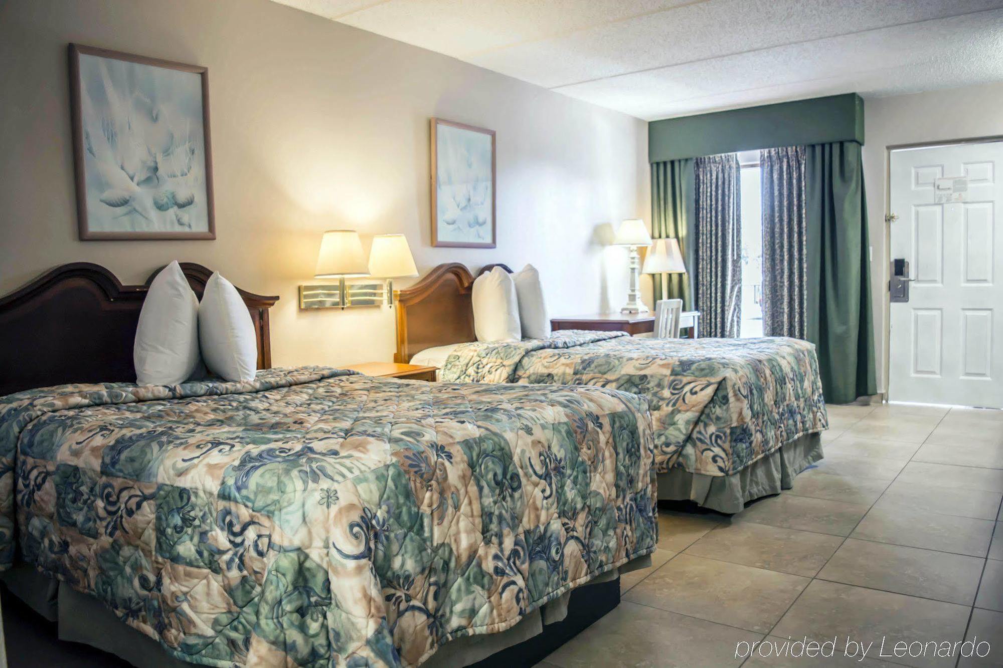 Rodeway Inn Clearwater-Dunedin 外观 照片